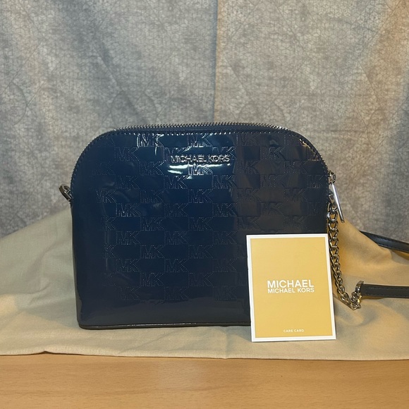 Michael Kors Handbags - NWT! Navy Blue Michael Kors Patent Leather Cindy Crossbody Bag!!